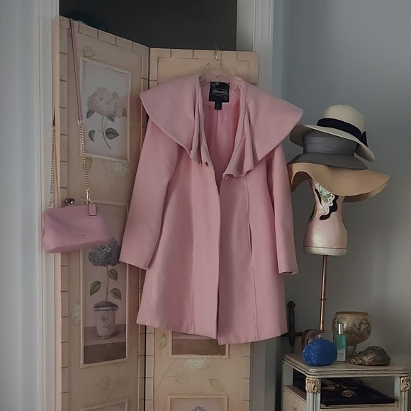 Mandees Pink Coat - Picture 6 of 7